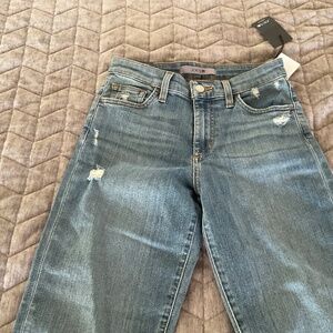 Joe’s Jeans Boyfriend Crop light wash size 23
